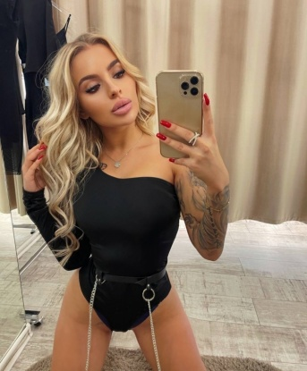 Анкета проститутки Оксюшка - город Гатчина, 22 года, №927